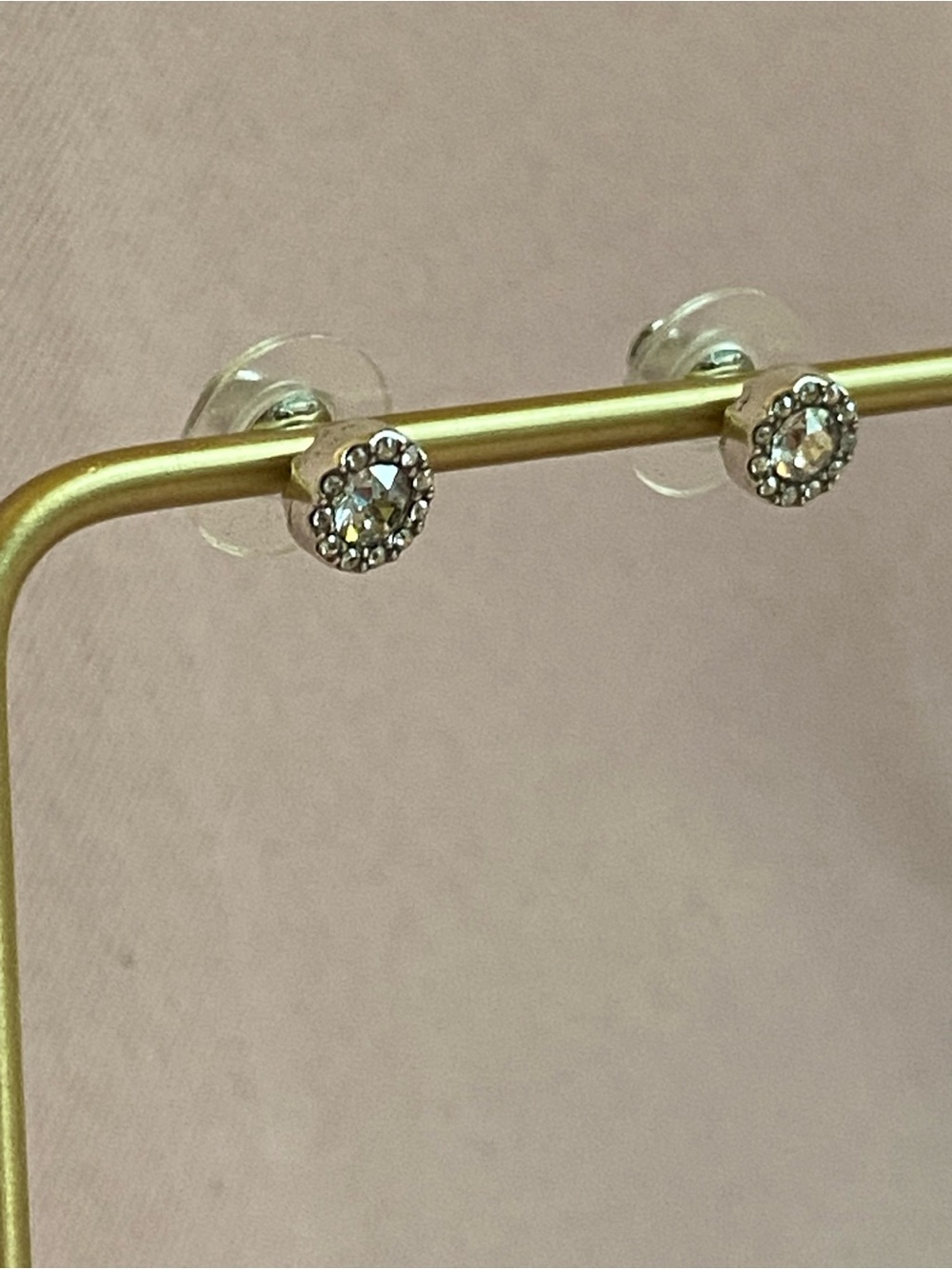 New in Box Brighton Illumina Solitaire Post Earrings - Picture 6 of 11